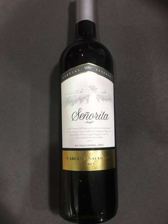 Senorita Cabernet wine